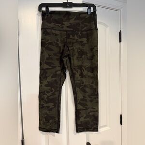 Lululemon Athletica Green Camouflage Leggings